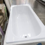 Difference between Fiberglass and Acrylic Tubs